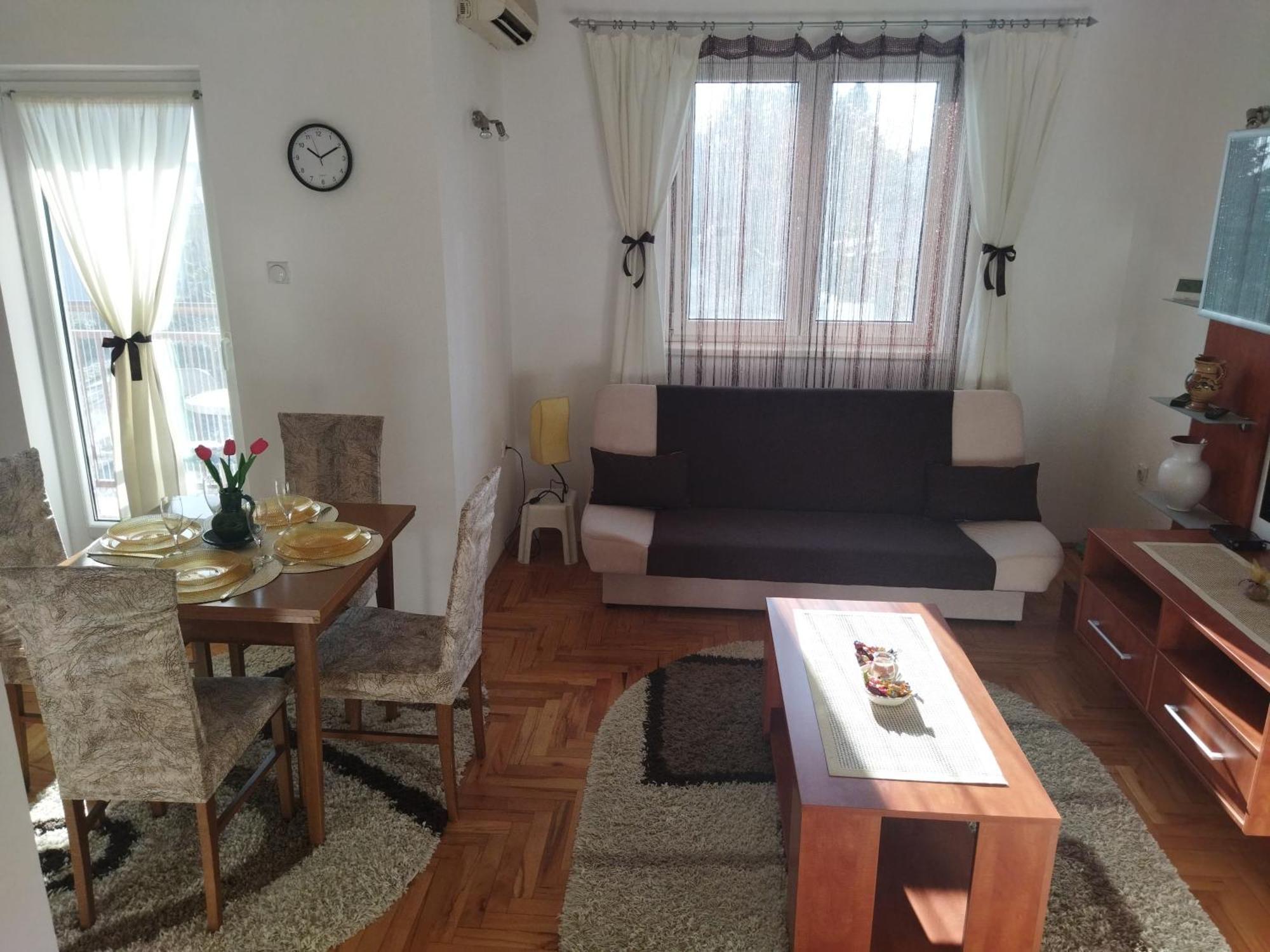 Dora Apartman Palić Esterno foto